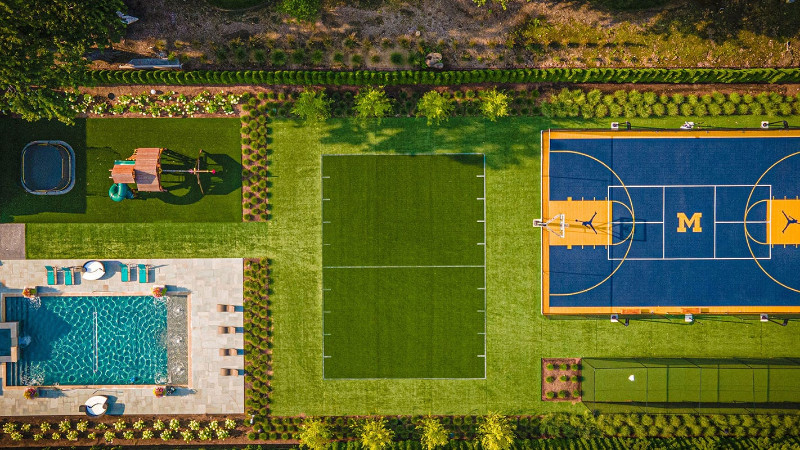 $6.5M Birmingham mansion's backyard has over-the-top sports facilities